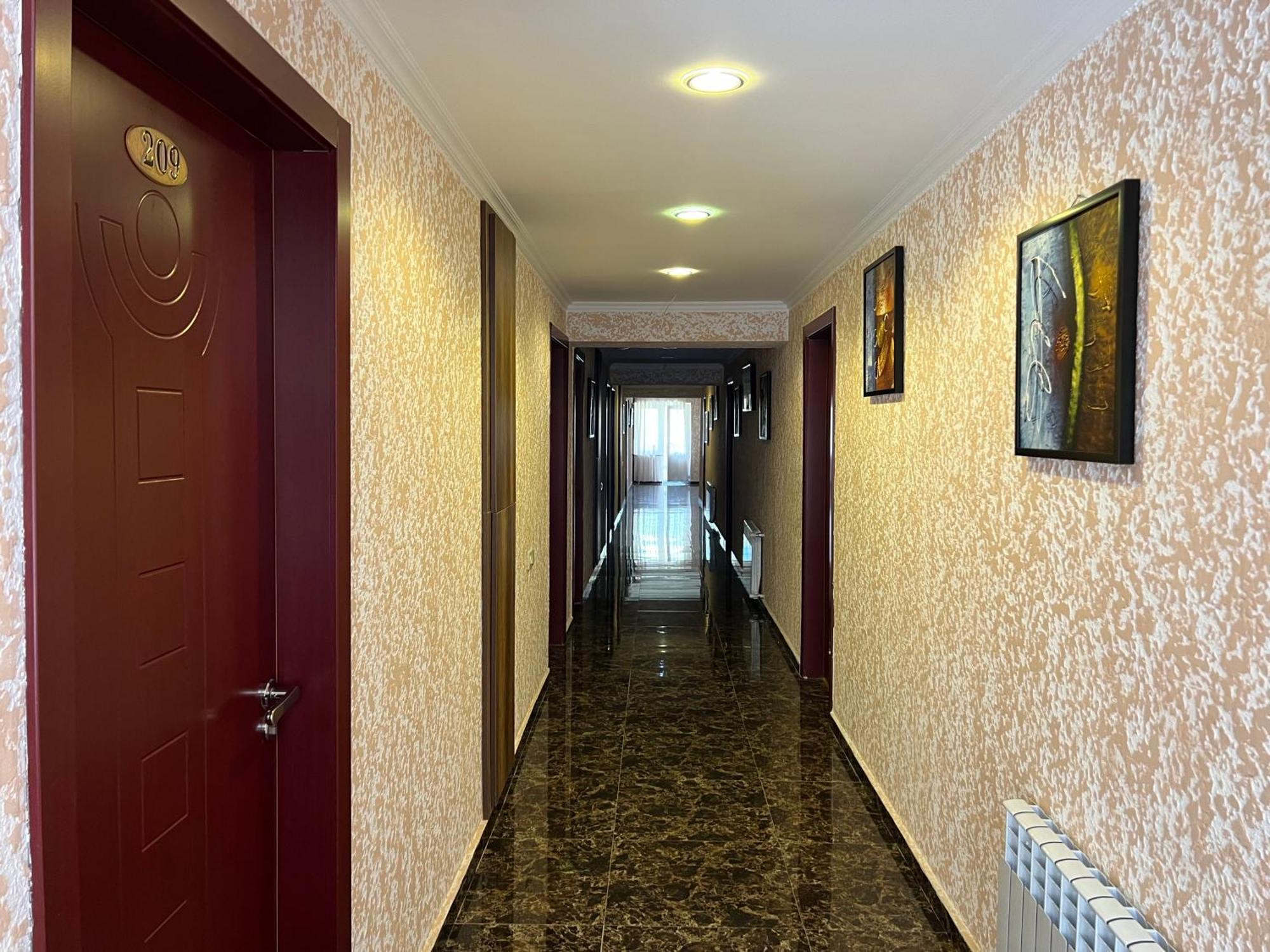 Hotel Iveria أباستوماني المظهر الخارجي الصورة