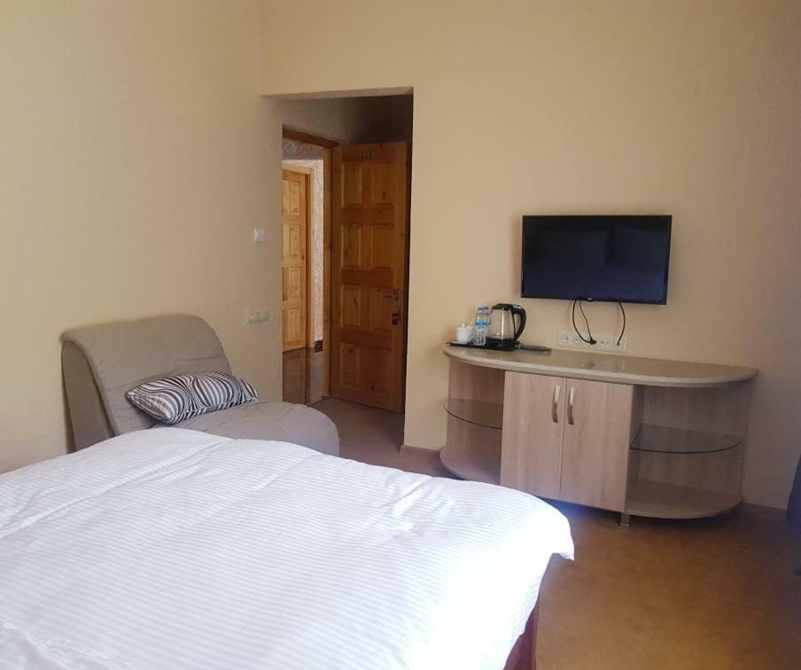 Hotel Iveria أباستوماني المظهر الخارجي الصورة